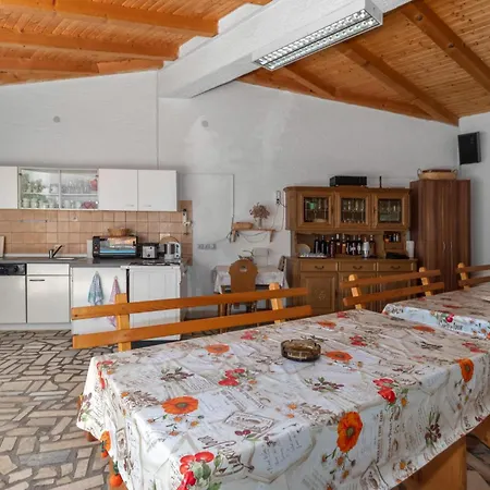 Stunning In With Wifi * Klenovica