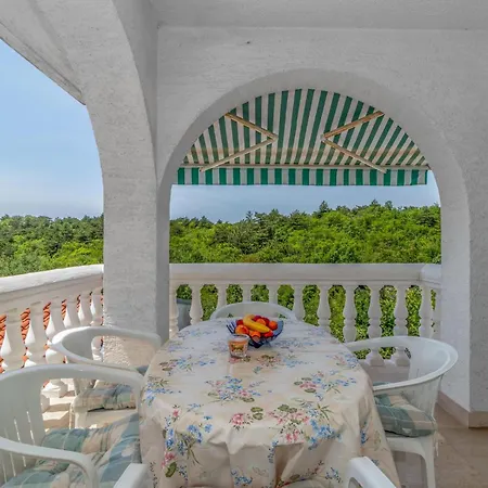 Apartment Stunning In With Wifi Klenovica